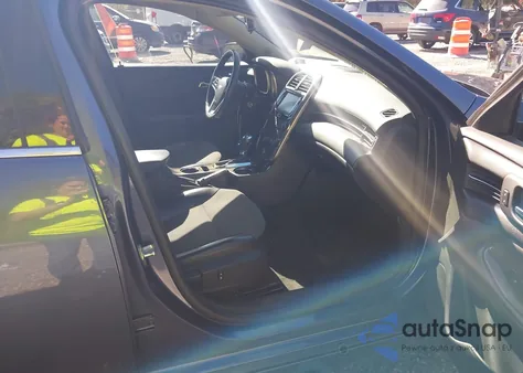 2014 Chevrolet Malibu 2Lt z USA, uszkodzony, nr VIN 1G11E5SL0EF283040